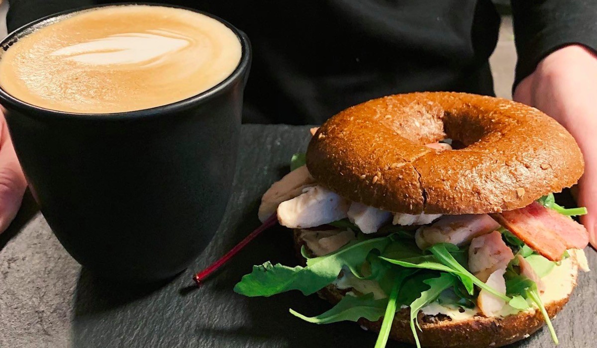 BACO nørregade aalborg bagels kaffe coffee the kakao café kaffebar restaurant billig kaffe dinnerlust dinnerclub tilbud spar penge